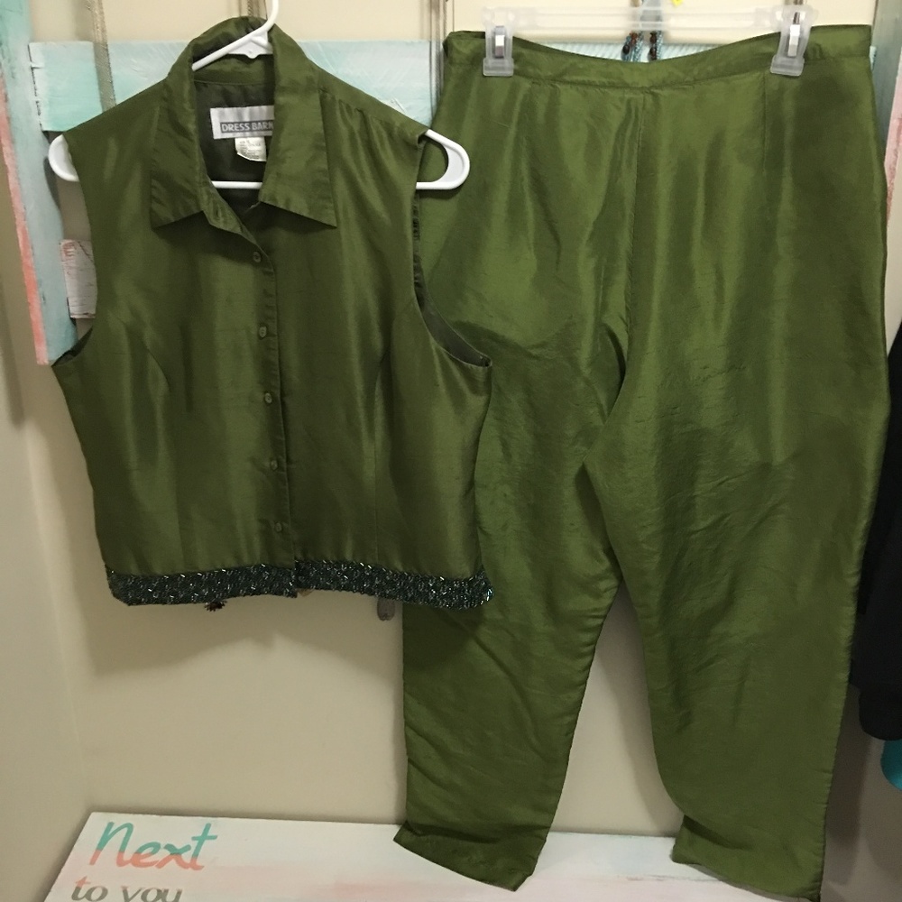 Pretty Two Piece Outfit from the dress barn.